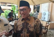 Helldy Agustian Tanggapi Protes Mahasiswa di Riung Mumpulung Soal Banyak Masyarakat Tak Dapat Beasiswa