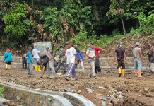 Satgas TMMD Kota Cilegon Lakukan Pengerasan Jalan di Merak, Permudah Akses Lingkungan Masyarakat
