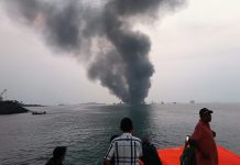 KMP Batu Mandi Terbakar Hebat di Perairan Merak Cilegon, Seluruh Penumpang Dievakuasi di Dermaga Eksekutif